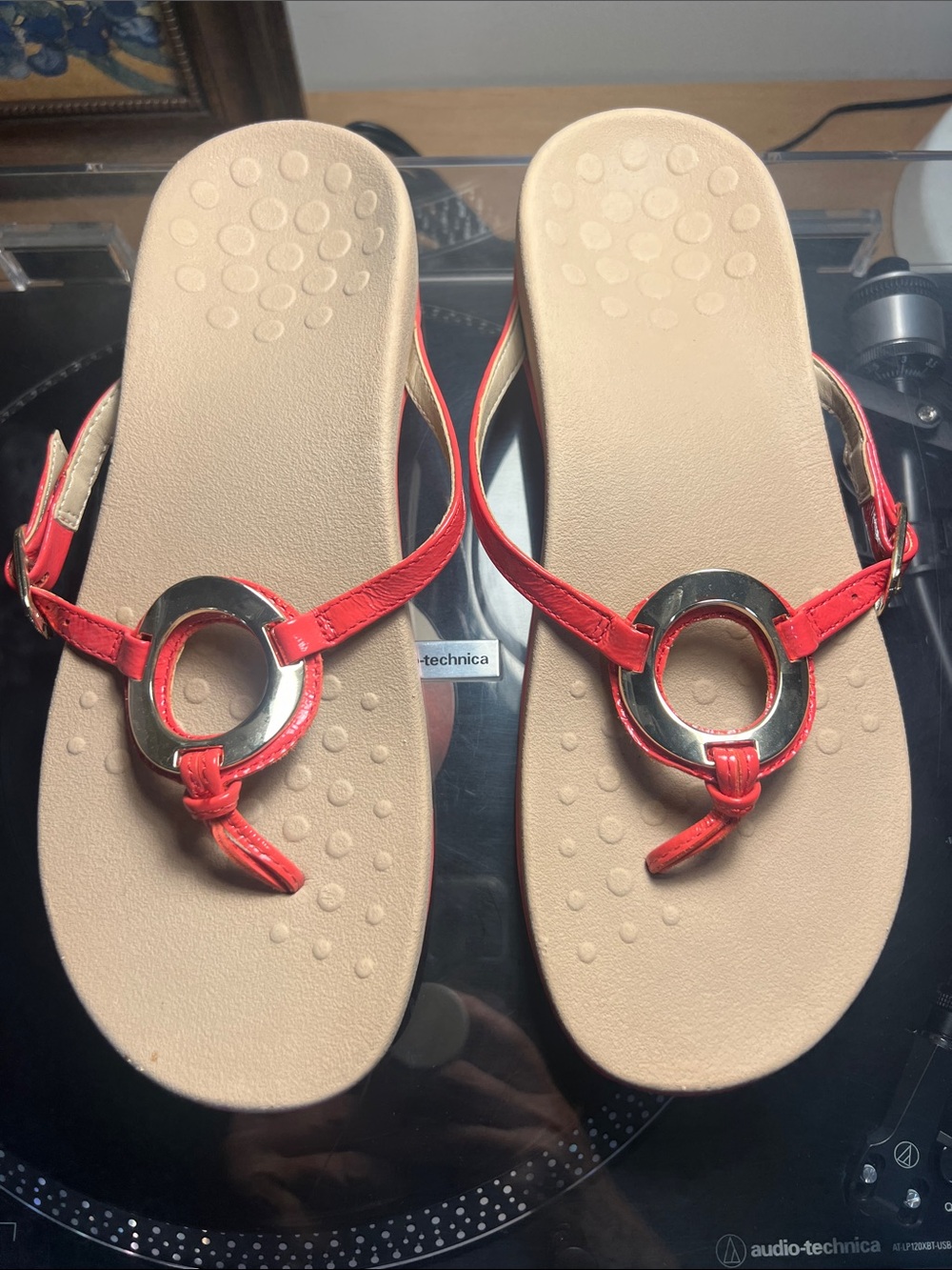 VIONIC Women’s T-Strap Sandals with Silver Ring Accent